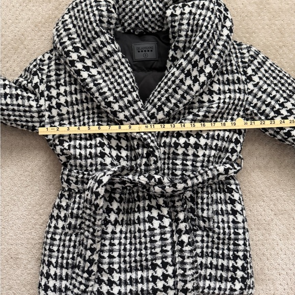 BLANK NYC Women Puffer BlackWhite Metallic Houndstooth Wrap Outerwear Coat-SMALL - Picture 12 of 14